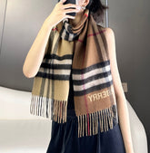 China Replica Burberry Scarf 44usd Only